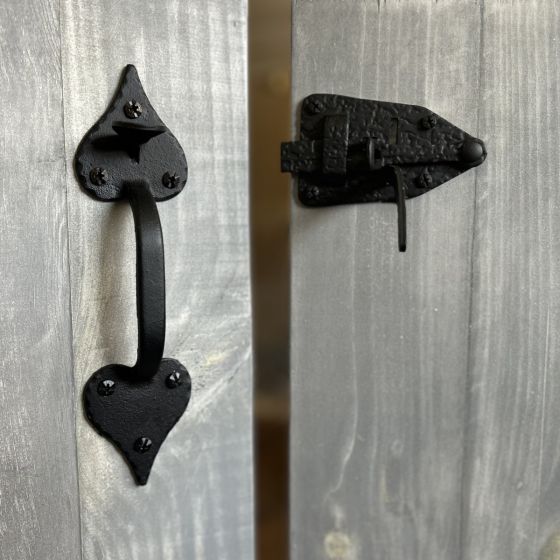 Small Cast Heart Thumb Latch Set